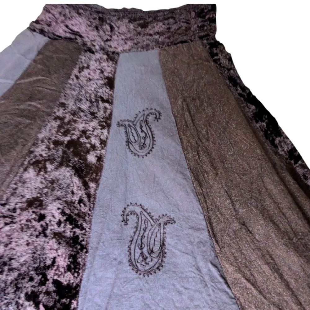 Vtg Boho Velvet Skirt Gypsy Cosplay Raaga Patchwork Embroidered OS Purple Brown - Picture 9 of 14